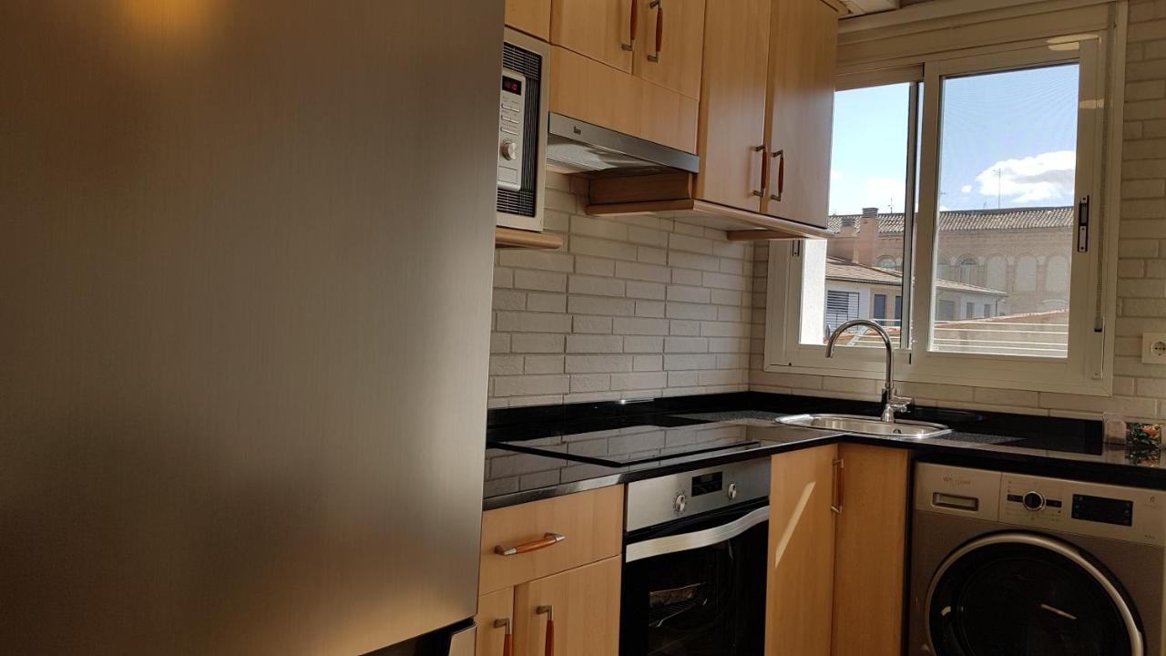 Ferienwohnung Casco Historico, Con Parking Incluido Saragossa Exterior foto